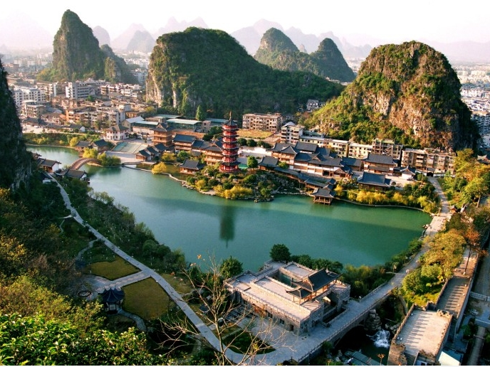 【一線施工】三峽千古情景區的精細化保潔